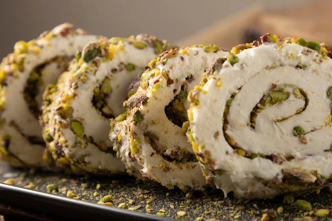 Mastic Gelato Roll